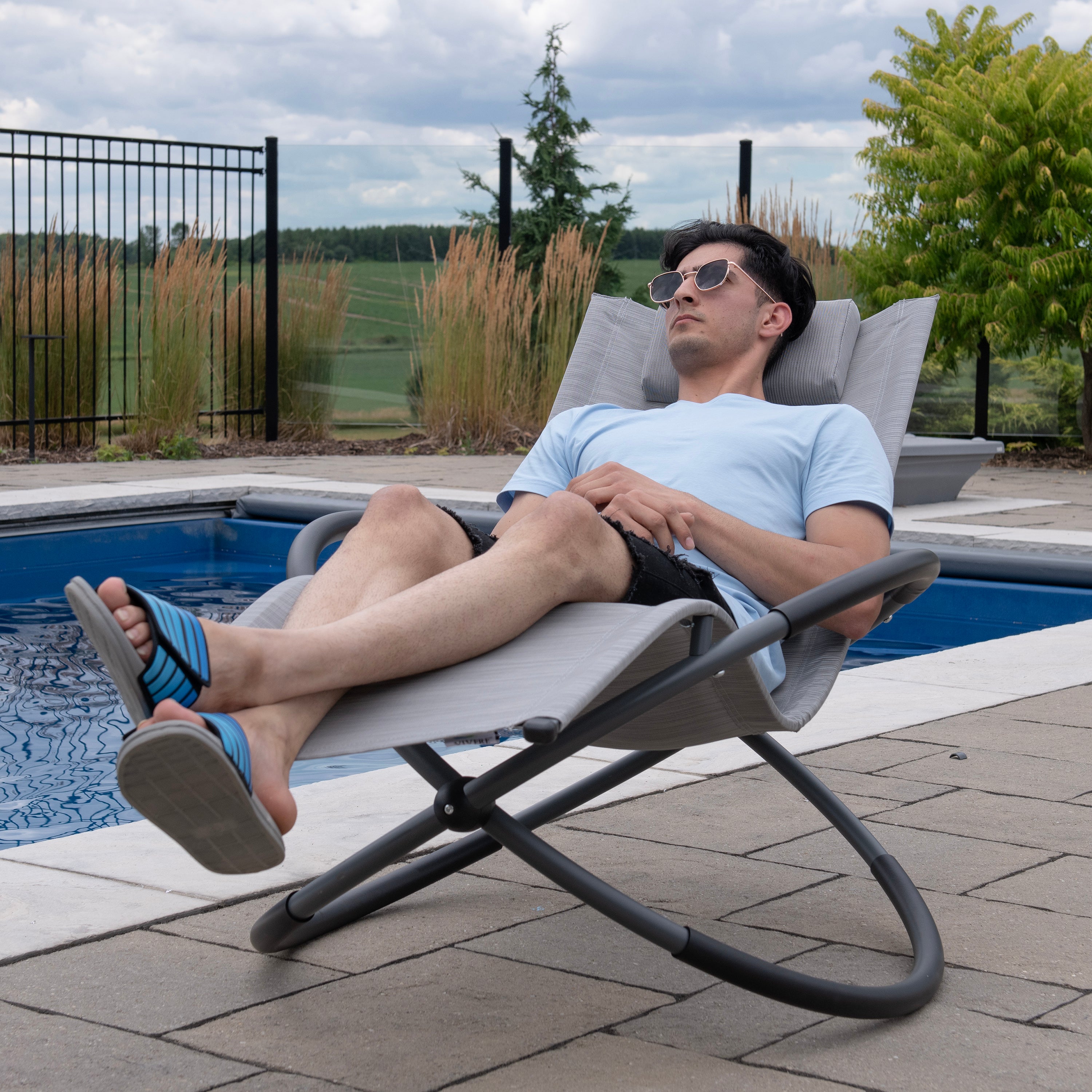 Orbital Phifer® & Steel Lounger - Haven – Vivere Canada