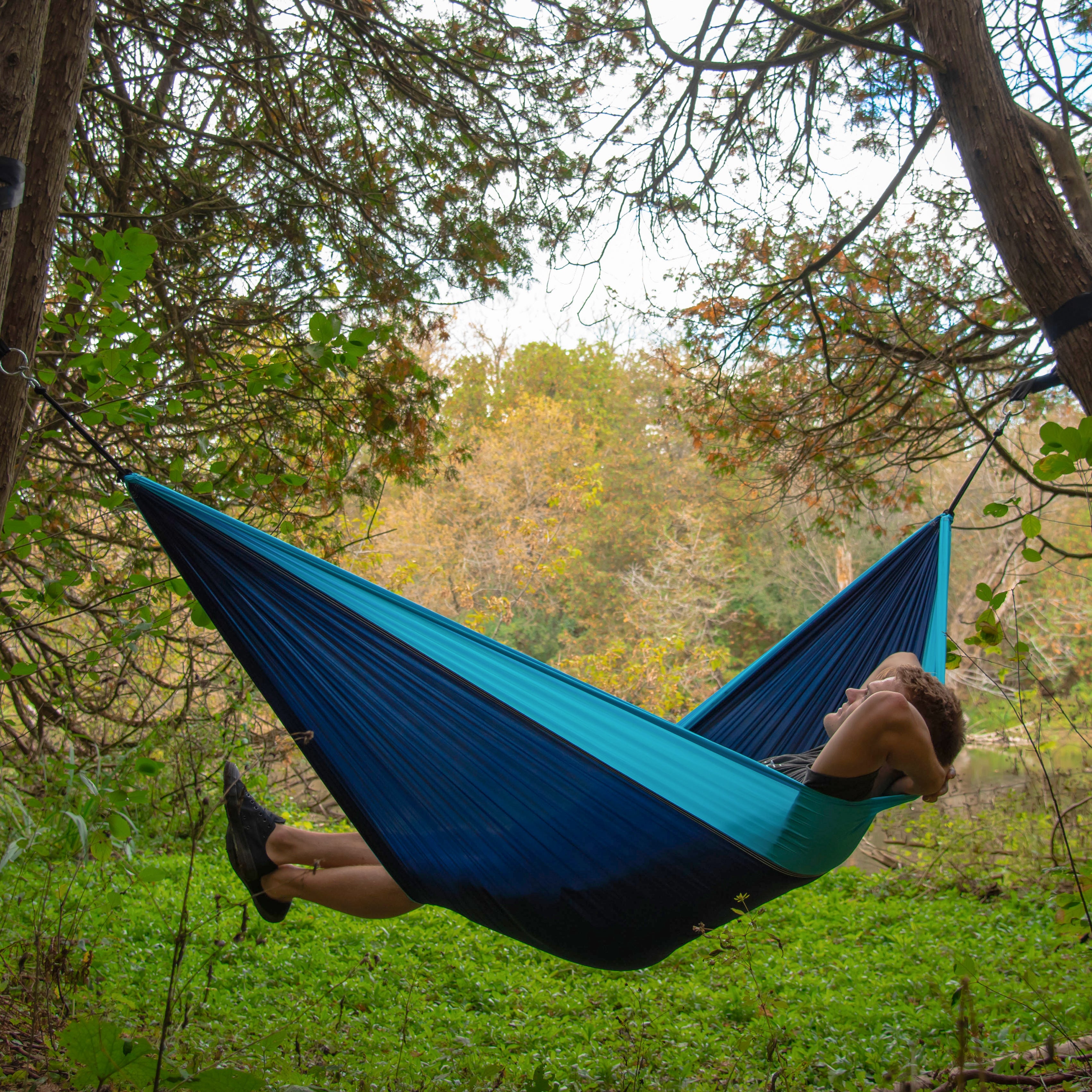 Parachute Camping Hammock - Navy & Turquoise – Vivere Canada